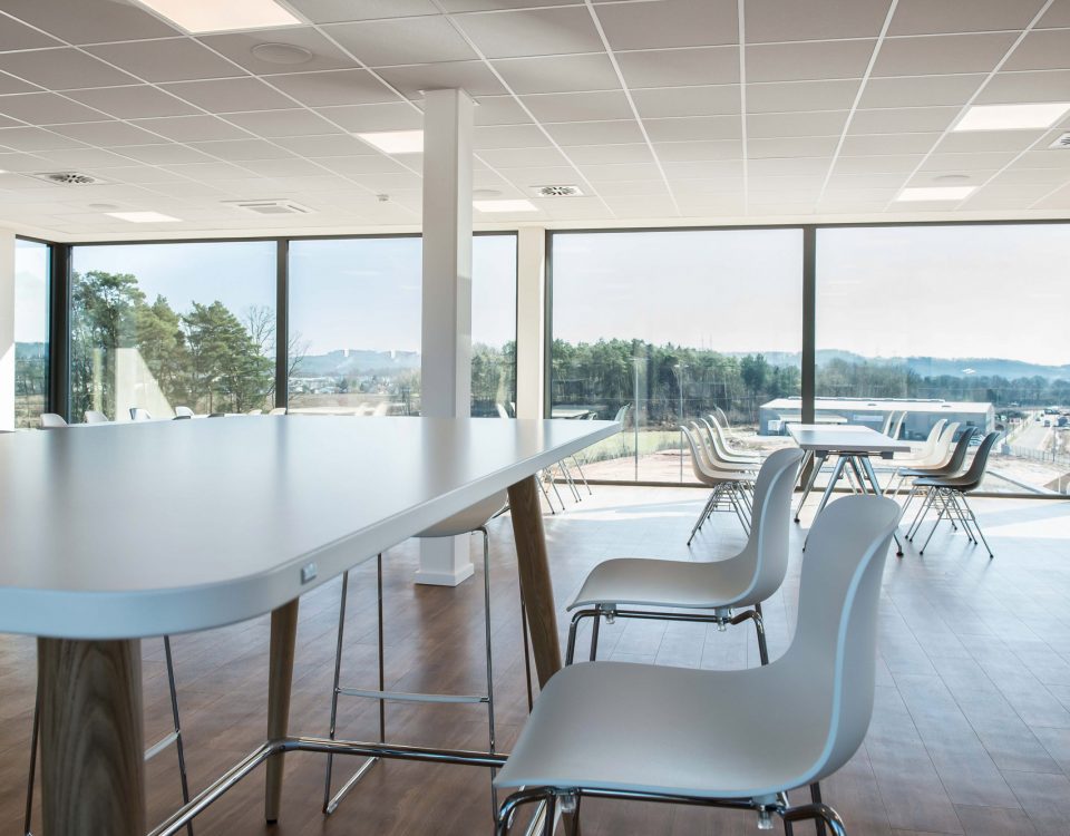 Verwaltungsgebäude Kantine